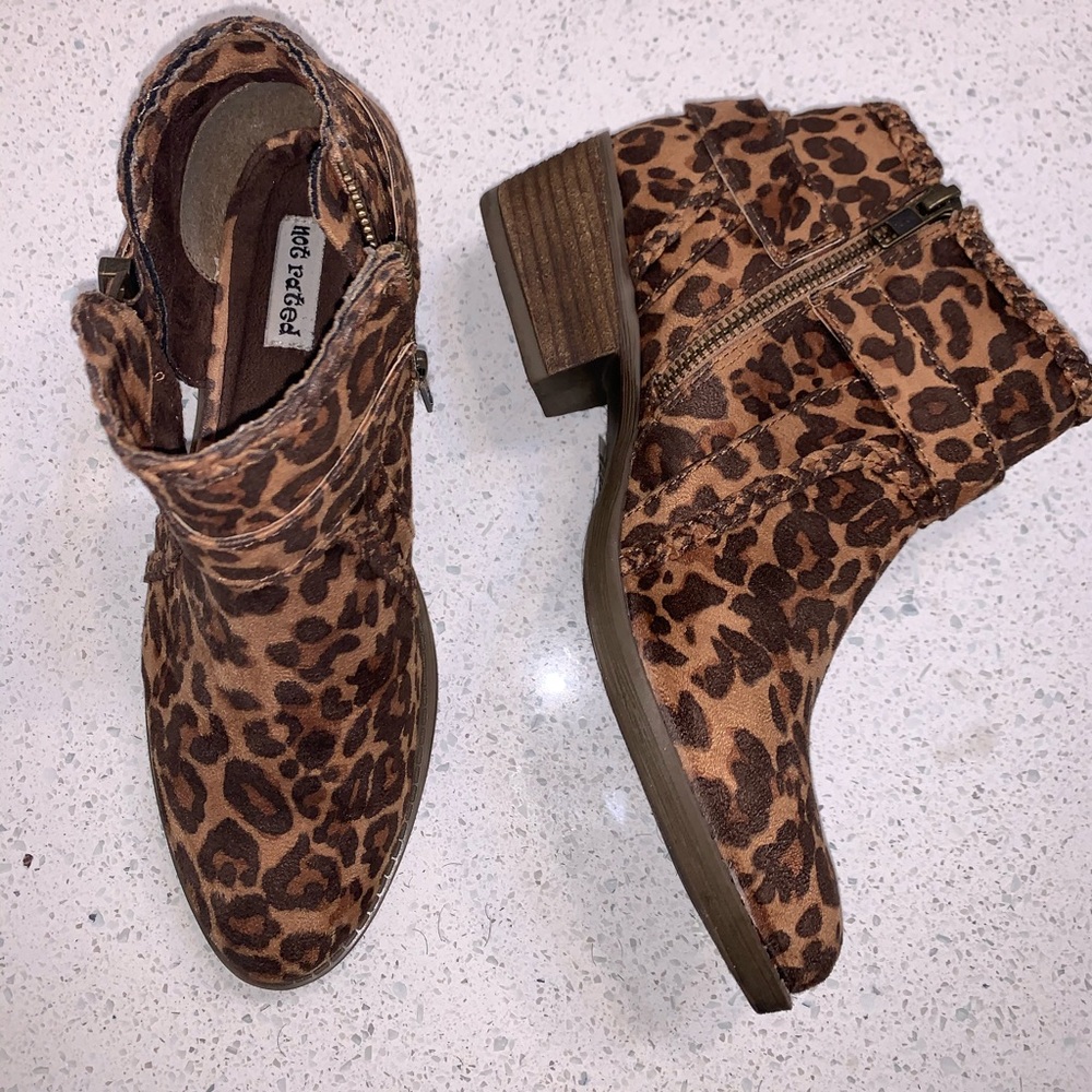 Leopard booties